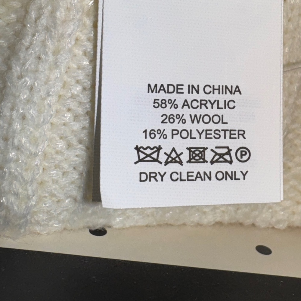 Kate Spade Cream Bow Beanie And Glove Set Women’s One Size NEW - Picture 5 of 5